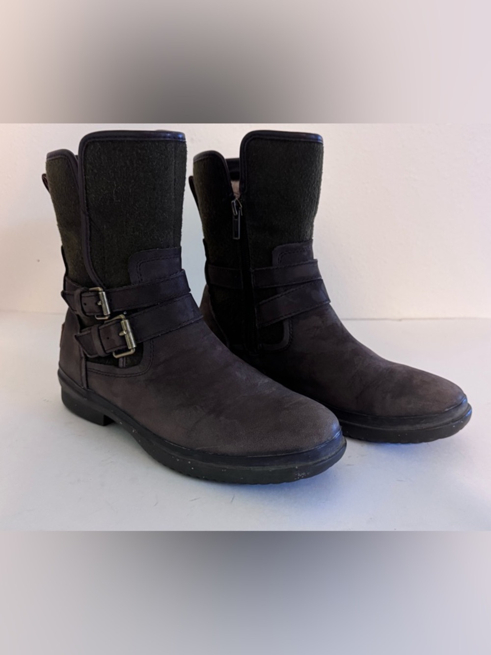 UGG Simmens Waterproof Boots Brown/Khaki Green Sherpa lining Side Zip Straps 6.5